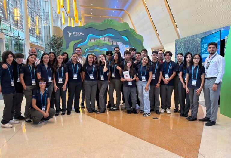 LEGADO DE FERIAS Y CONGRESOS ENTRE LOS ESTUDIANTES Y JÓVENES PROFESIONALES